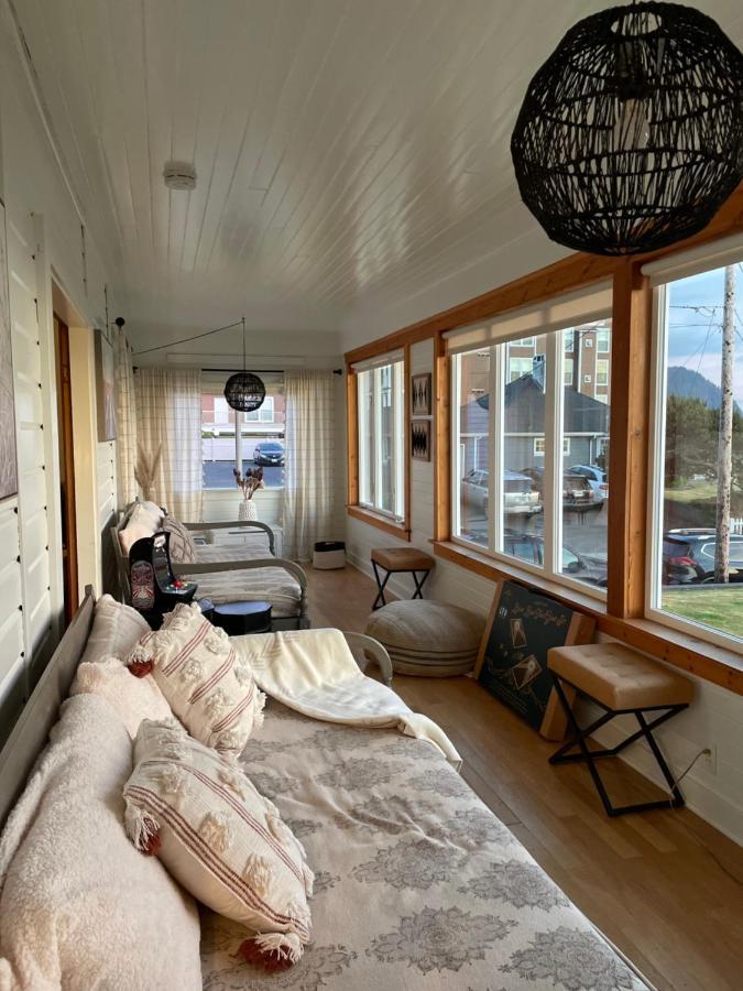 Seaside Beach Front House On The Promenade 외부 사진